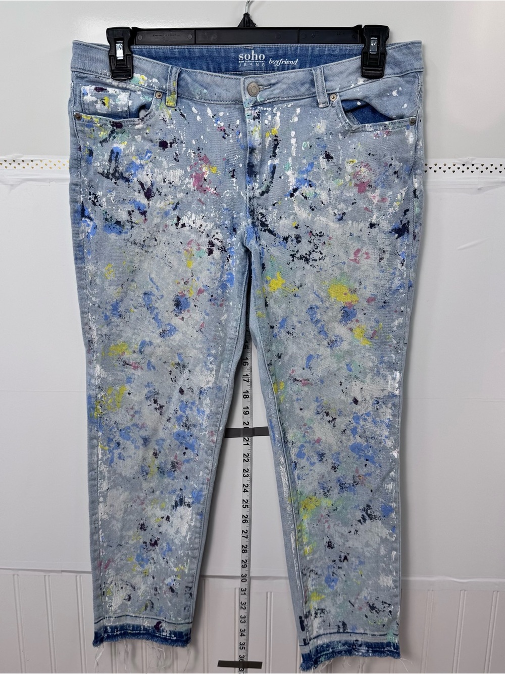 Soho NY&Co Boyfriend Jeans Size 8 Paint Splatter Cropped Ankle Trend